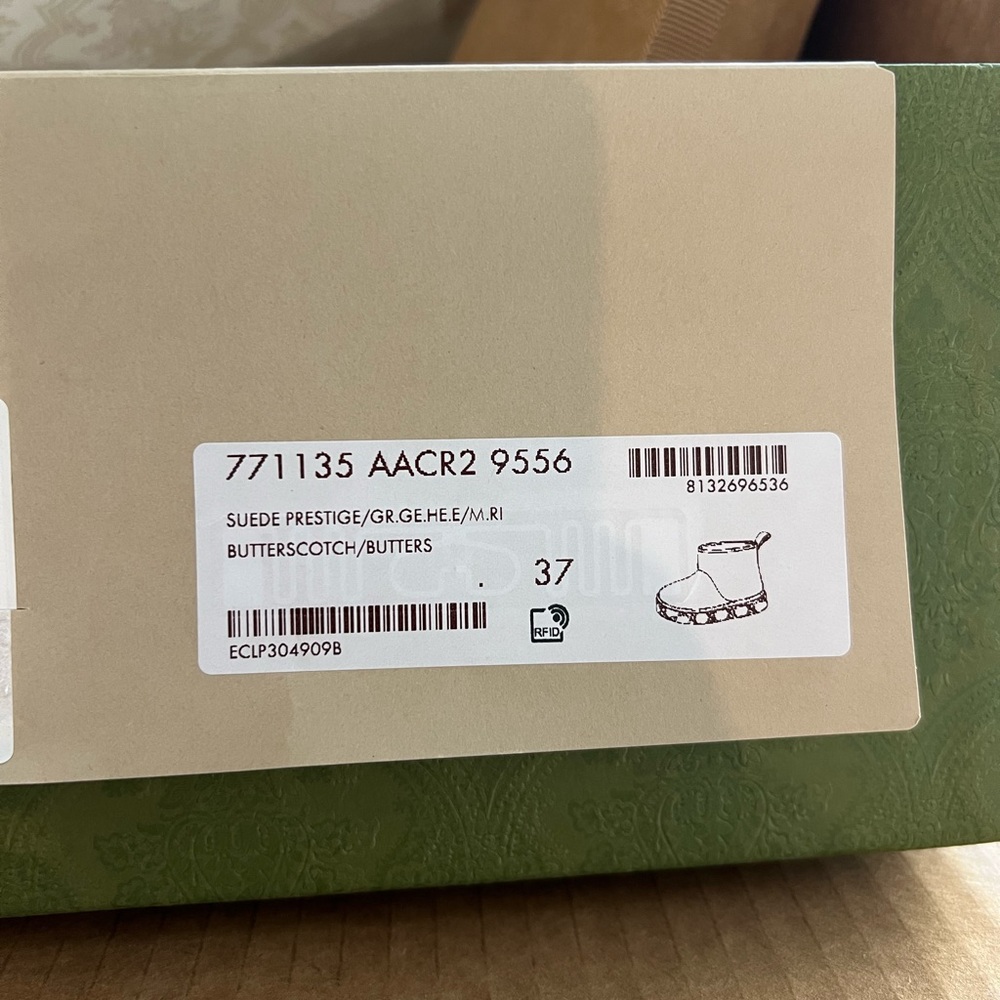 NEW GUCCI Women’s Winter Boots Size 37 (US 7) - Picture 7 of 7